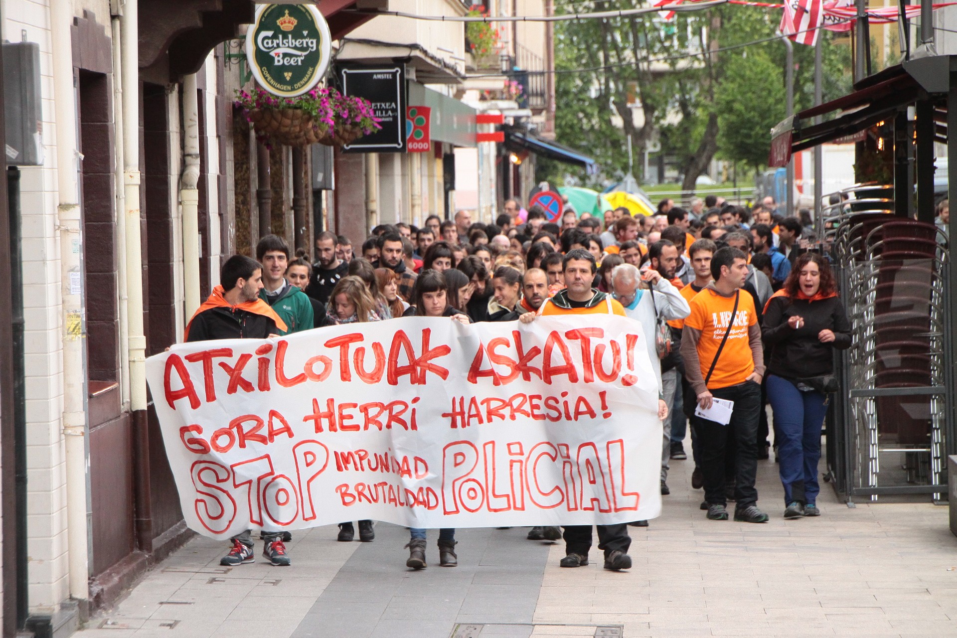 Gasteizko herri-harresian atxilotutako bi itzubaltzetarrak epaituko dituzte abenduaren 13an