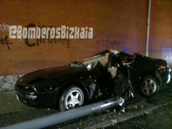 Erandioztar bat hil da auto-istripuan