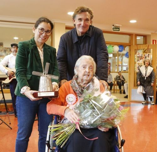 Petronila Lopez Sanchez getxoztarrak 100 urte bete ditu