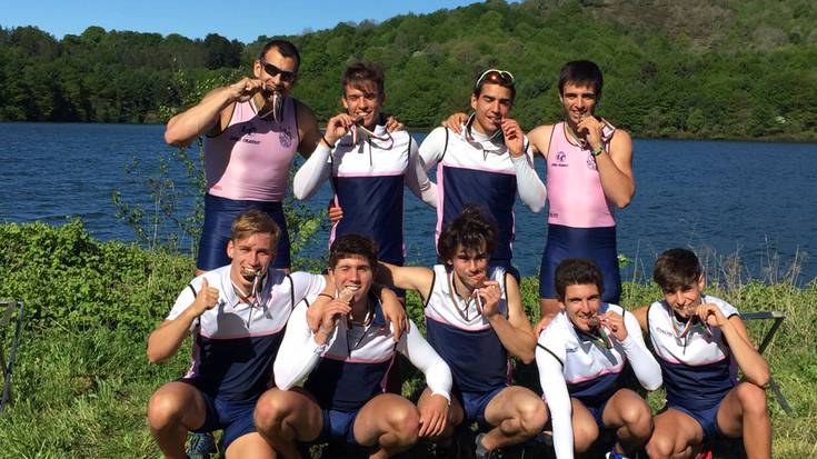 Raspasek brontzezko domina irabazi du Euskadiko 8+ Arraun Txapelketa Absolutuan 