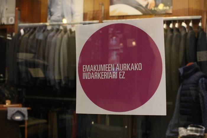 Merkatarien elkarteakaz batera jorratuko dute azaroaren 25eko Erandioko kanpaina