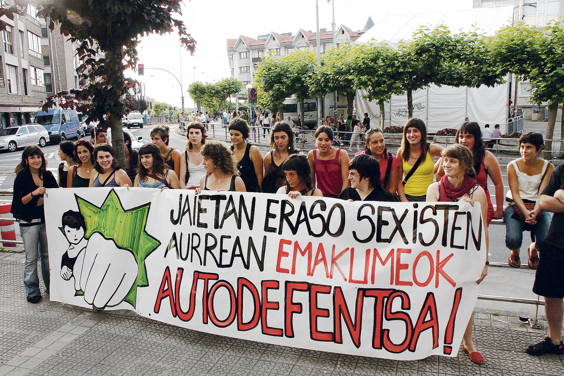 Jaietan ere libre! Autodefentsa eta herri-sareak erabiliz