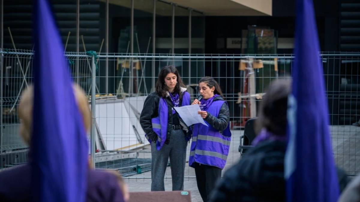Martxoaren 8an uribekostarrek ozen aldarrikatu dute berdintasuna gura dutela