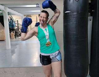 Pilar Flores: "Borroka oso dibertigarri eta kontrolatuak izan ditut, 20 urte banitu bezala gozatu ditudanak"
