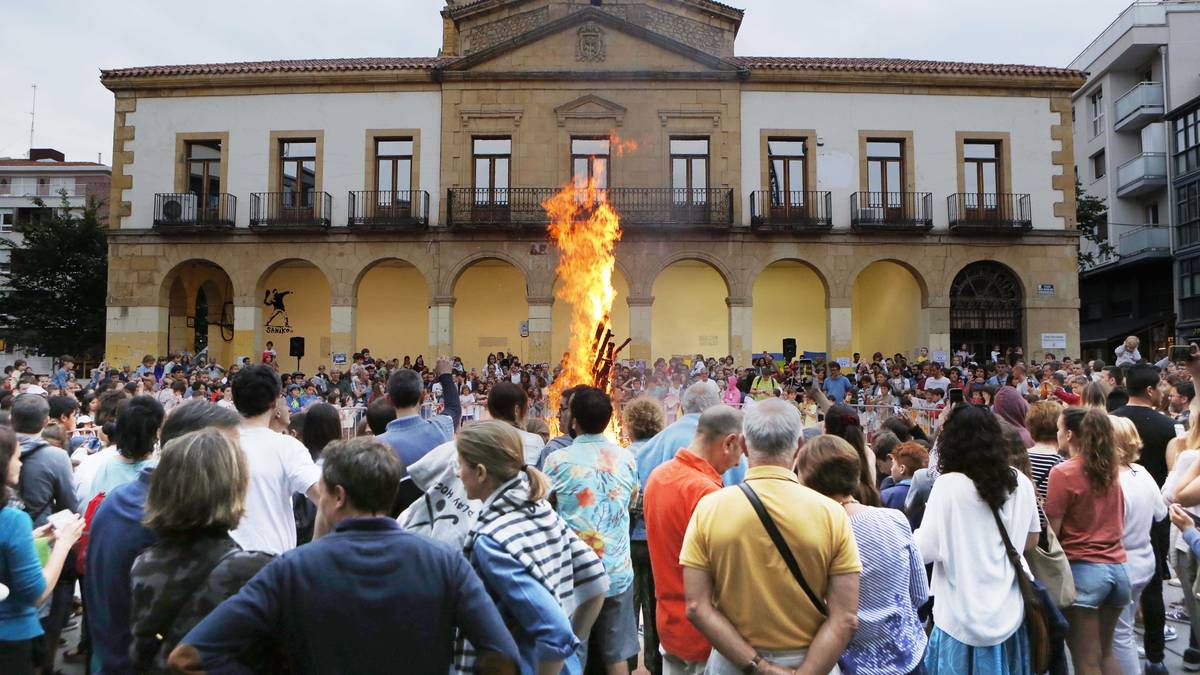 Udako solstizio jaia ospatuko dute San Juan gauean Algortan