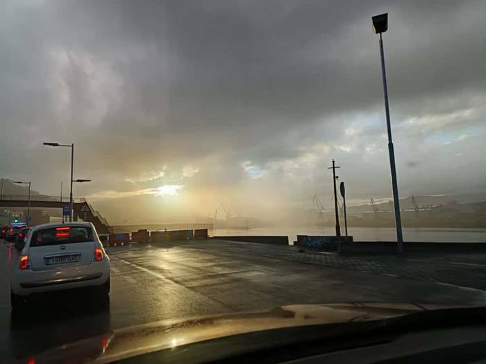 Erandioko enpresa bateko tobera batek su hartu du