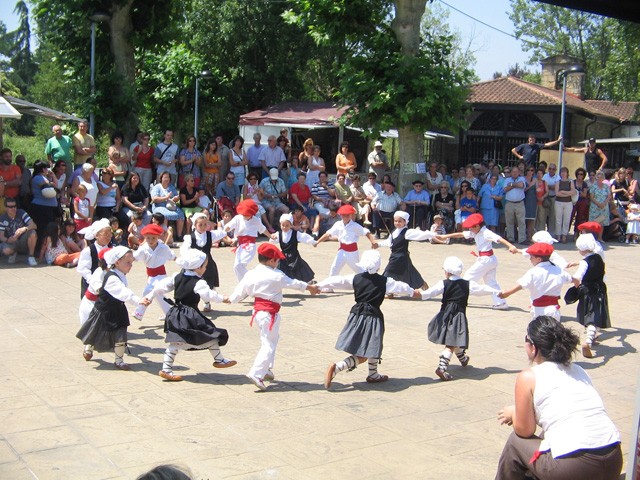 Kontzertuak, Santa Anako jaien pizgarri