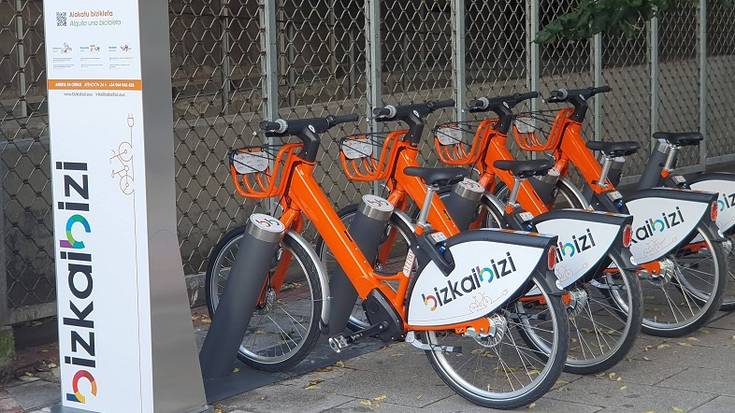 Bizkaibizi zerbitzuak 13 udalerri gehiago konektatuko ditu 2027tik aurrera