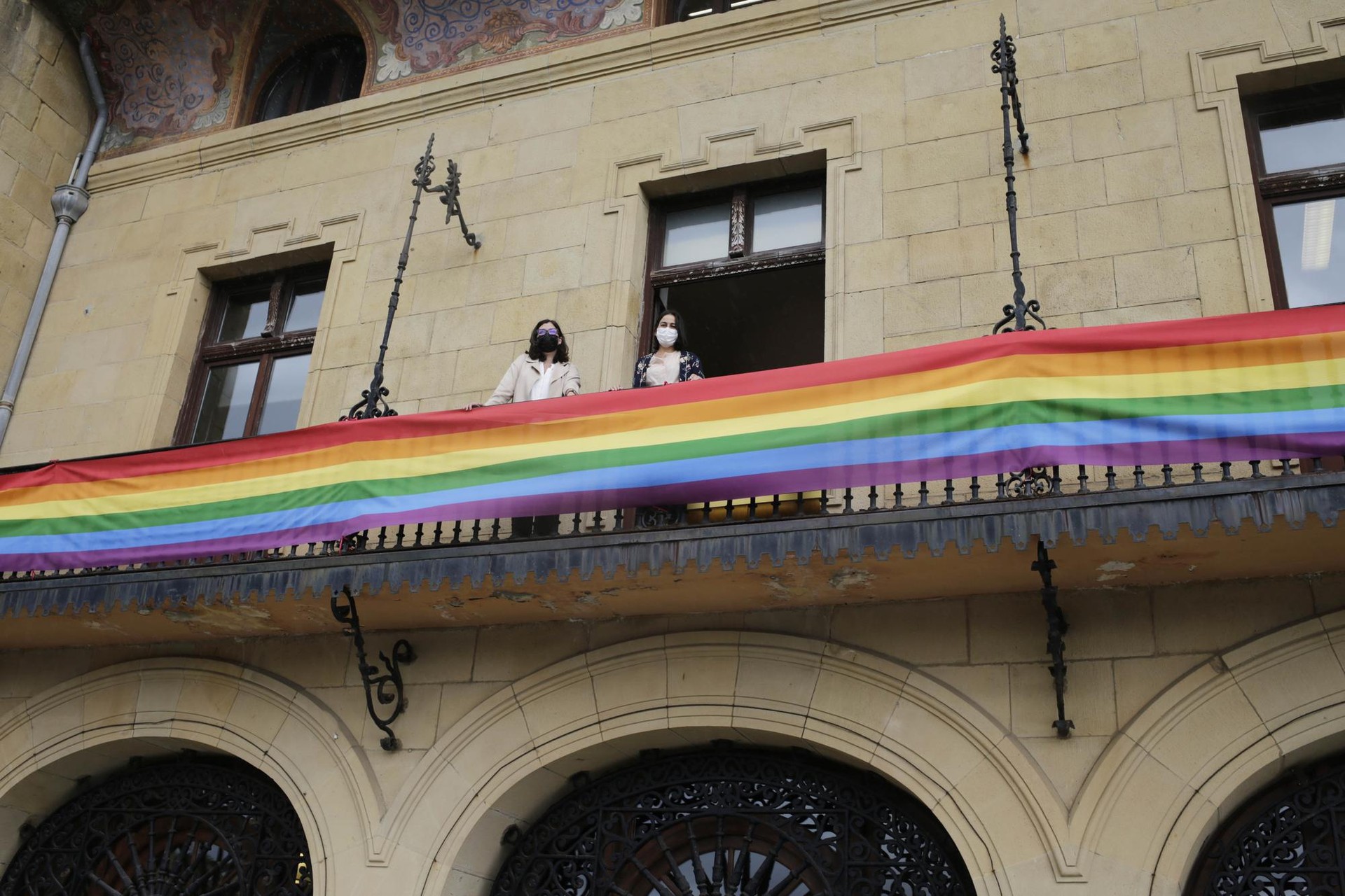 LGTBI+ Harrotasunaren Nazioarteko Eguna aldarrikatzeko jarduerak antolatu ditu Getxoko Udalak