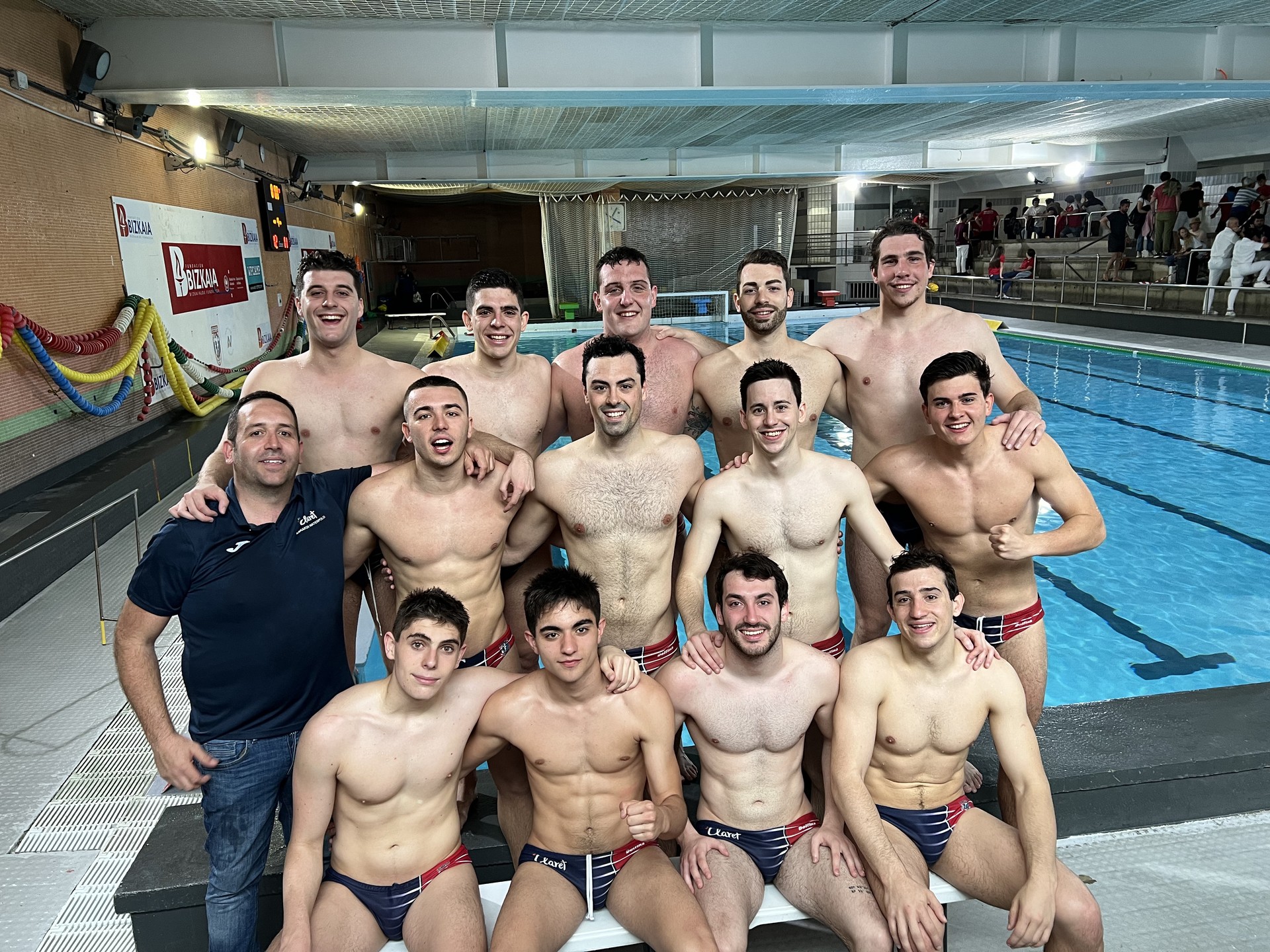 Claret Askartza Waterpolo taldea maila gorenera igotzeko lehian arituko da