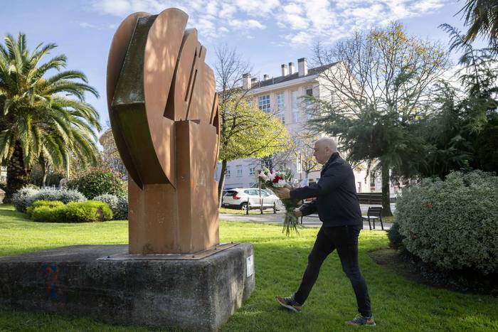 Leioan eta Getxon Memoriaren Eguna ospatu dute biktima guztien omenez