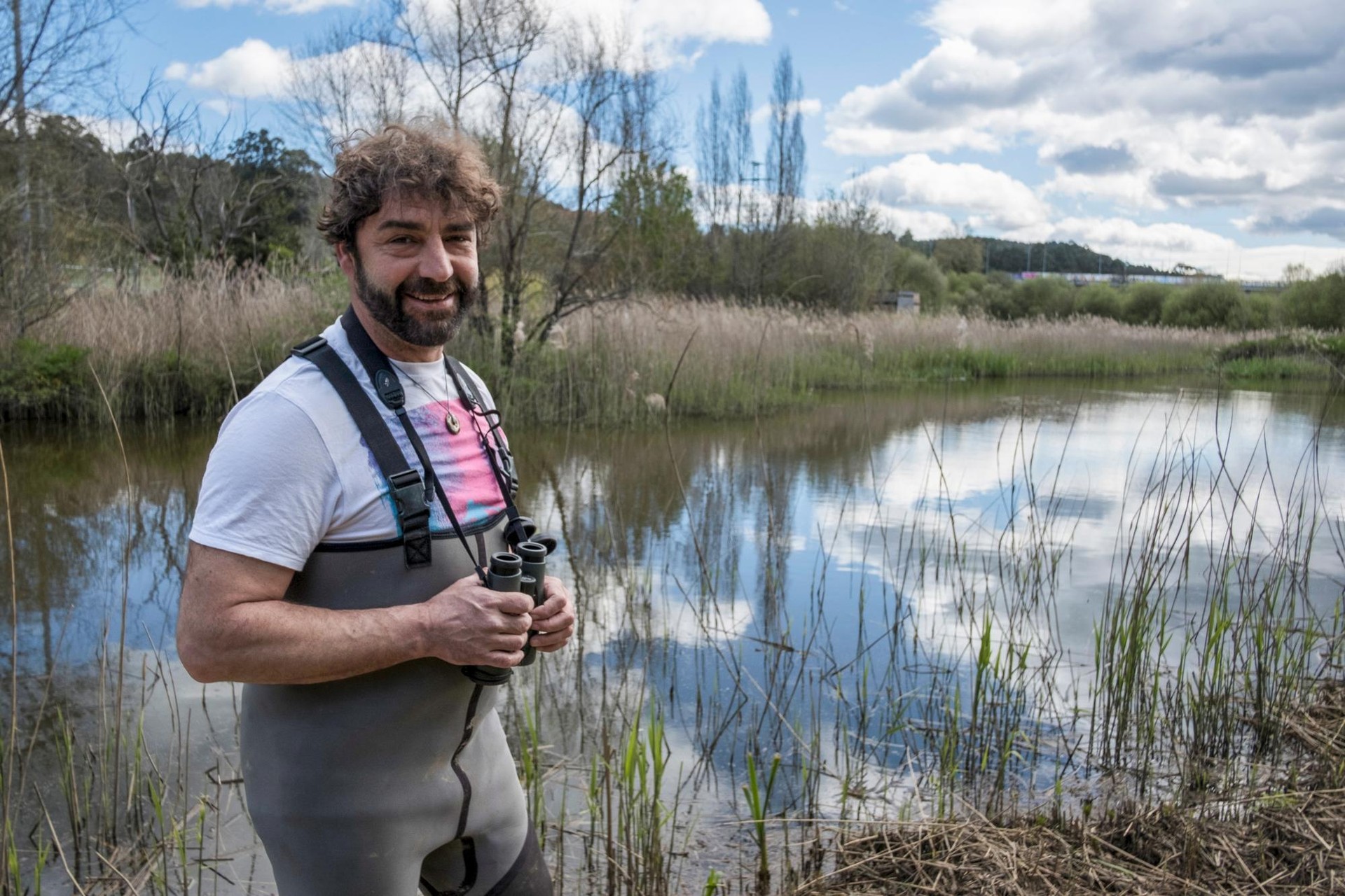 Xabier Buenetxea: "Apurka-apurka, okil beltza leku gehiago kolonizatzen aritu da, eta denbora kontua baino ez zen inguruotan agertzea"
