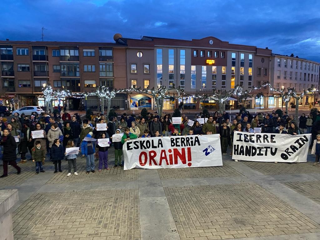 Abaroko hirigintza-plana blokeatu dezakeen auzibidearen aurkako mozioa aurkeztu dute Sopelan