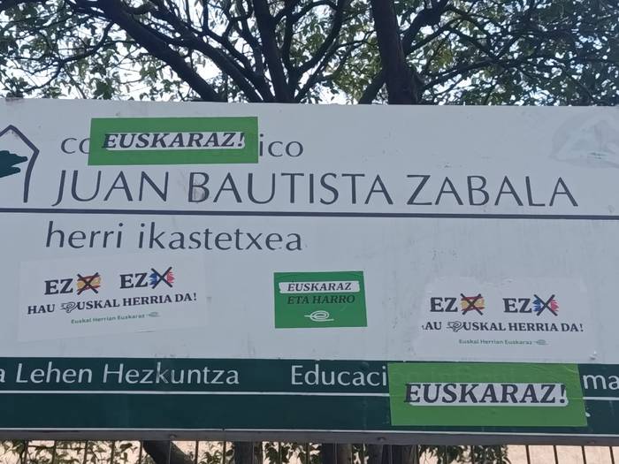 Ainhoa Eguren, Zabala herri ikastetxeko zuzendaria: "Ez dago eskola ixteko inolako asmorik"