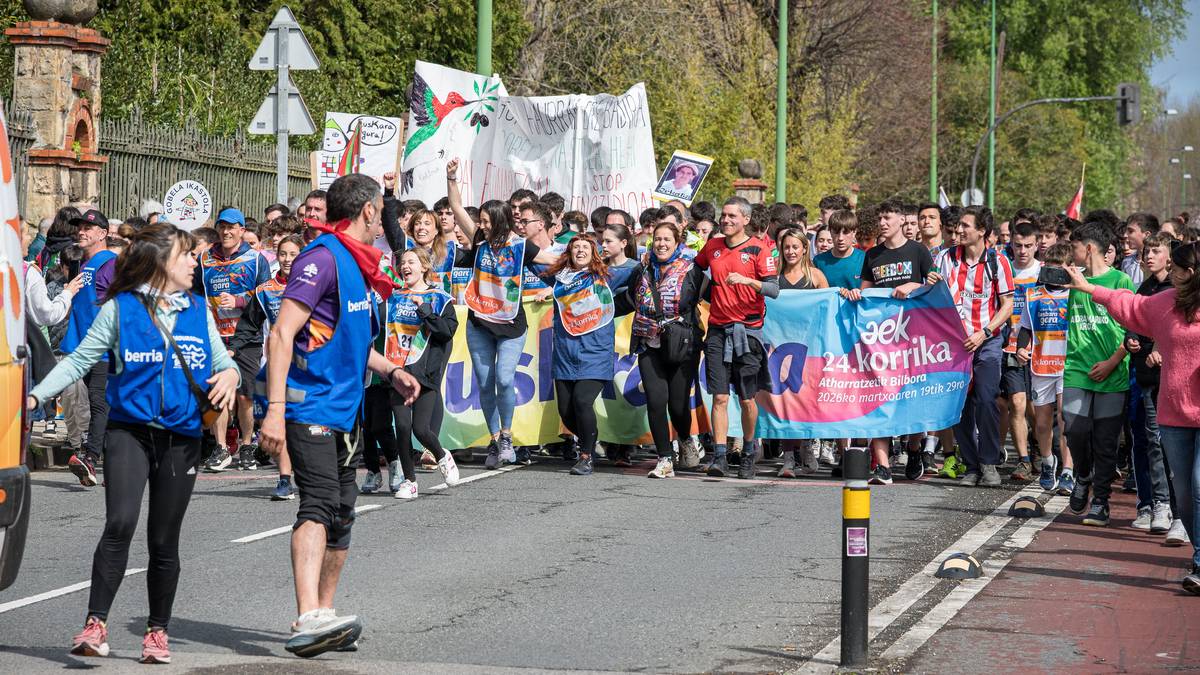 Honela bizi izan dute uribekostarrek 24. Korrika