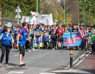 Honela bizi izan dute uribekostarrek 24. Korrika