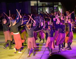 Mozorroak, txokolatea eta musika izango dira Itzubaltzeta/Romoko Gau Beltzean
