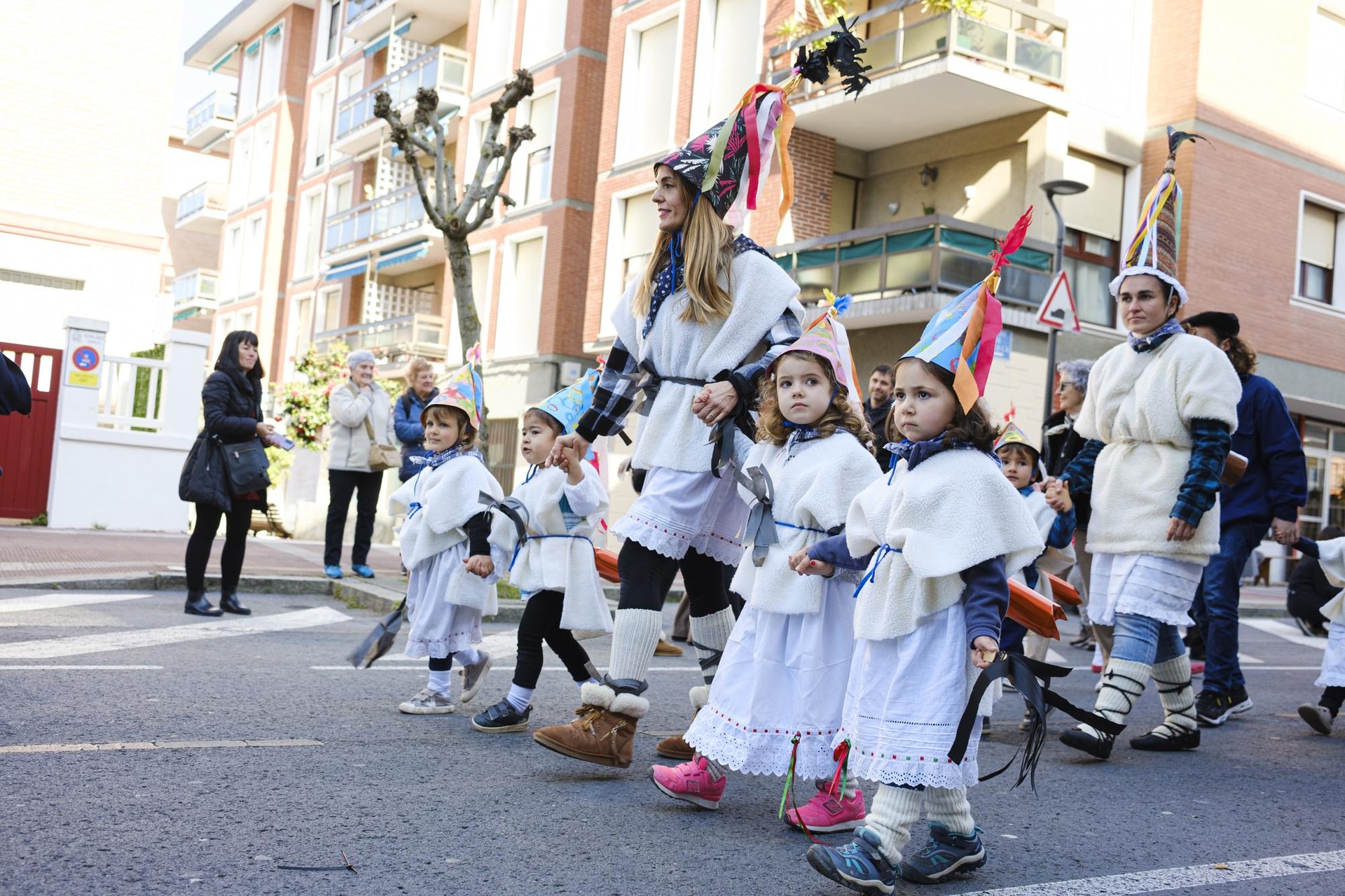 Gorriz jantziko dira Gorlizeko inauterietan, martxoaren 1ean