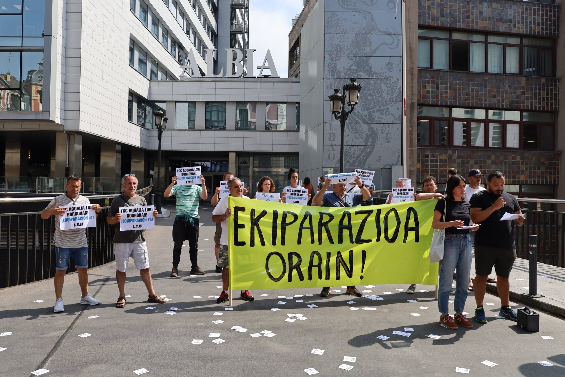 Bizkaiko Ur Partzuergoko eskualdeko langileak greba mugagabean daude