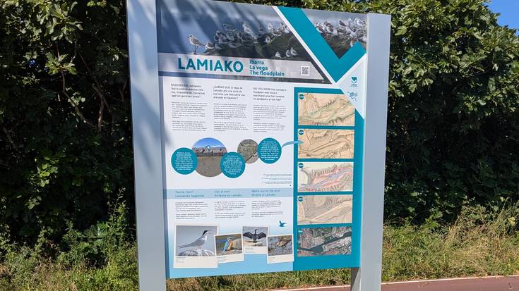 Lamiakoko Iron River ibilbidearen balio naturala eta historikoa ezagutzera ematen duten informazio-panelak jarri dituzte