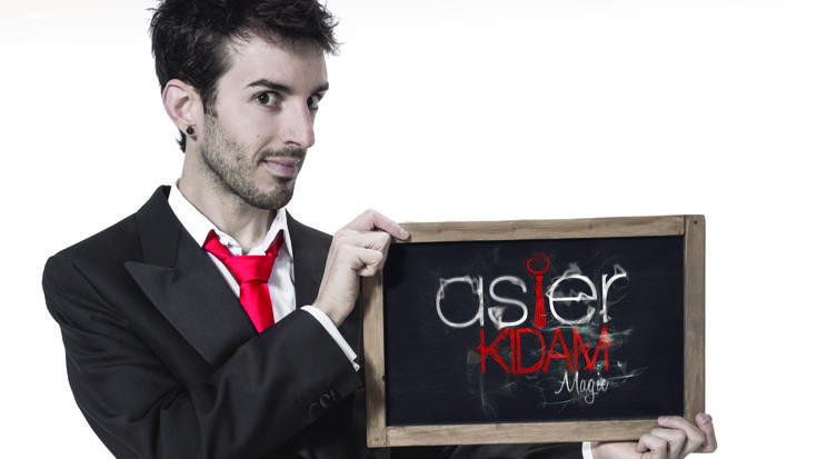 Asier Kidam magoaren ikuskizuna, Urdulizen