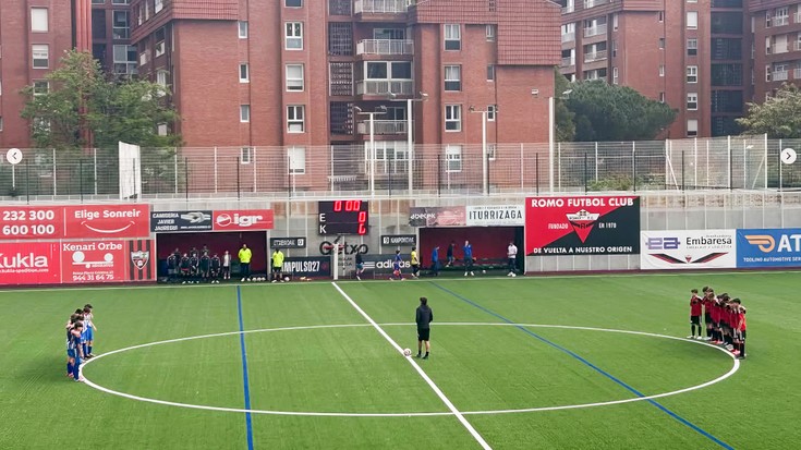Romoko Futbol Klubeko entrenatzaile bat atxilotu dute adingabeen aurkako ustezko sexu-delituengatik