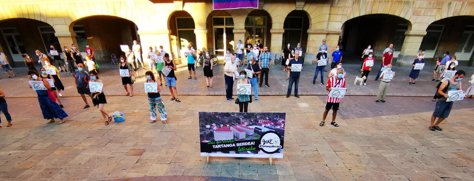 "Tartanga Berdea betirako" aldarrikatu dute ohiz kanpoko San Juan bezperan