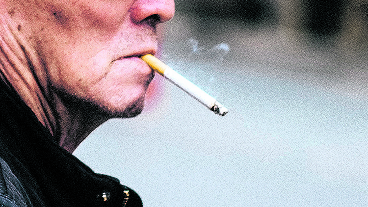 Getxok zigarrokinak murrizteko bide publikoan hautsontzi berriak jarriko ditu