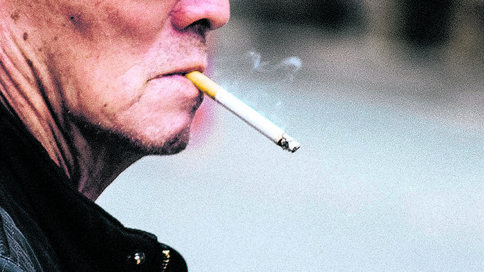 Getxok zigarrokinak murrizteko bide publikoan hautsontzi berriak jarriko ditu