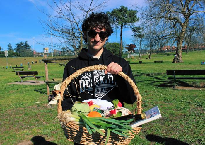 Artatza parkeko balioa aldarrikatzeko lehen argazki-lehiaketa egin dute