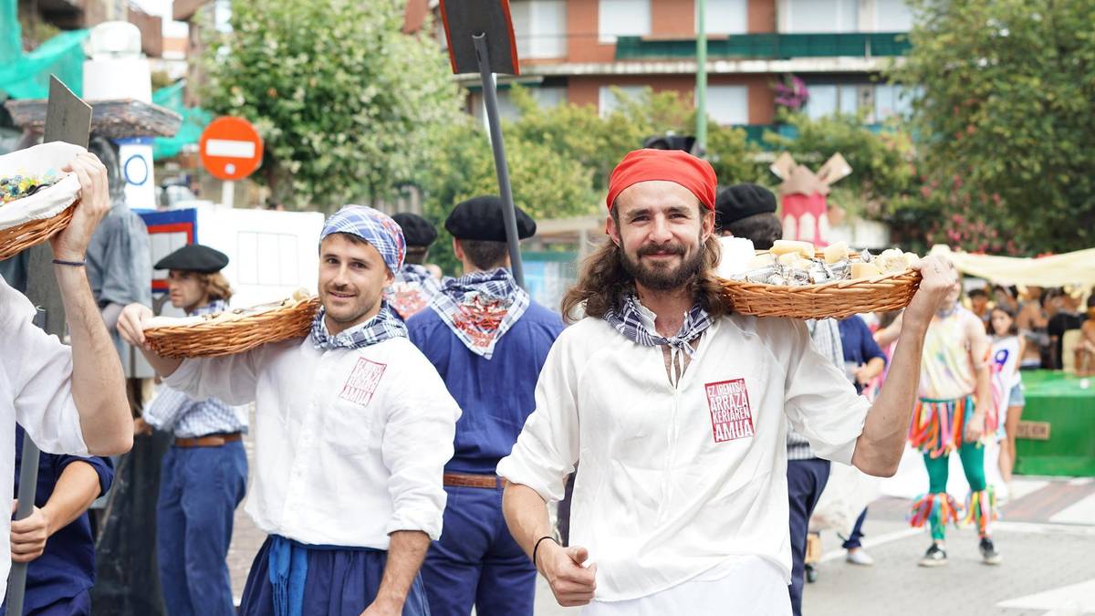 Portu Zaharrean festak gainezka egingo du
