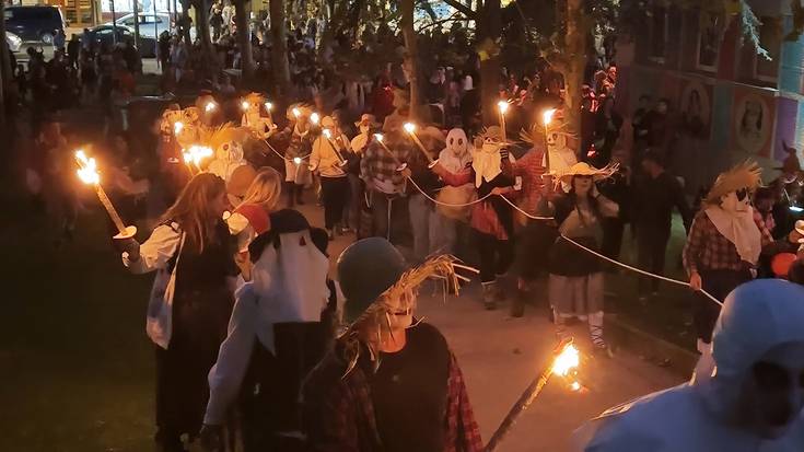Urteko gaurik beldurgarriena ospatu dute uribekostarrek