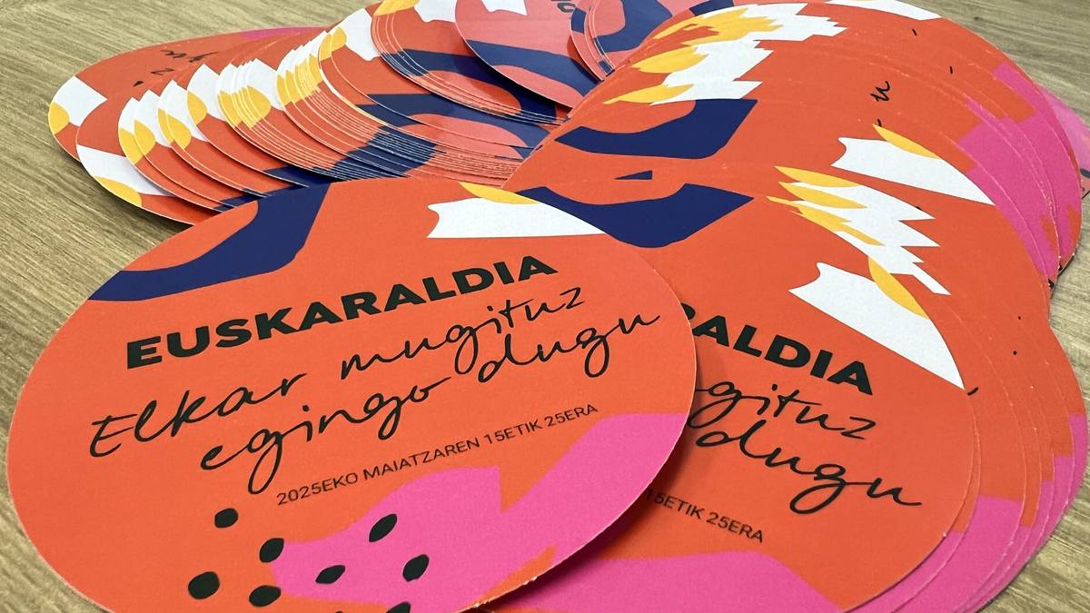 Gure Zirkuak Portu Zaharrean jarritako karpan hasiko da Euskaraldia Getxon