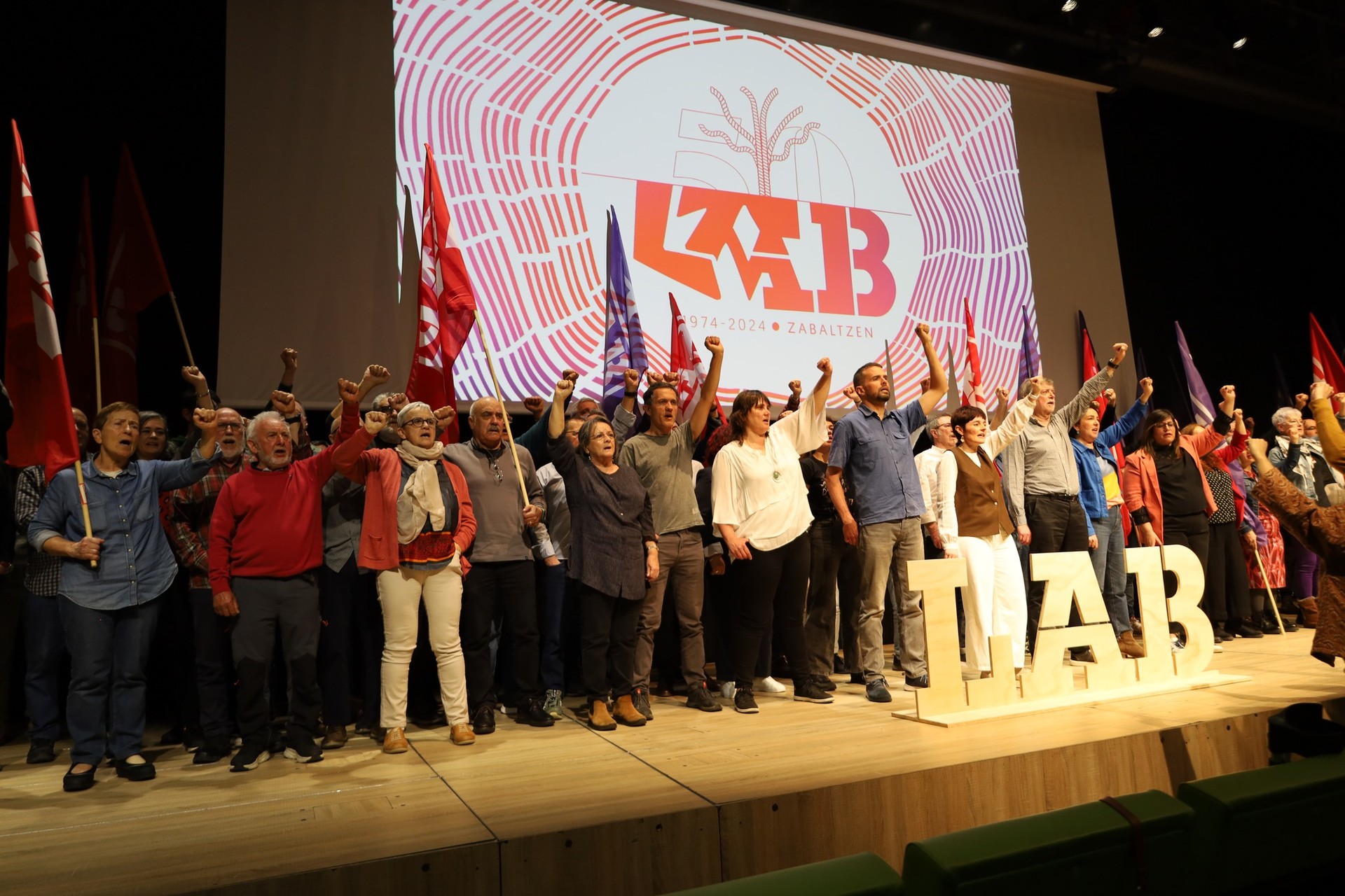 LAB sindikatuaren 50. urtemuga ospatzeko manifestazioa egingo dute zapatuan, Erandion