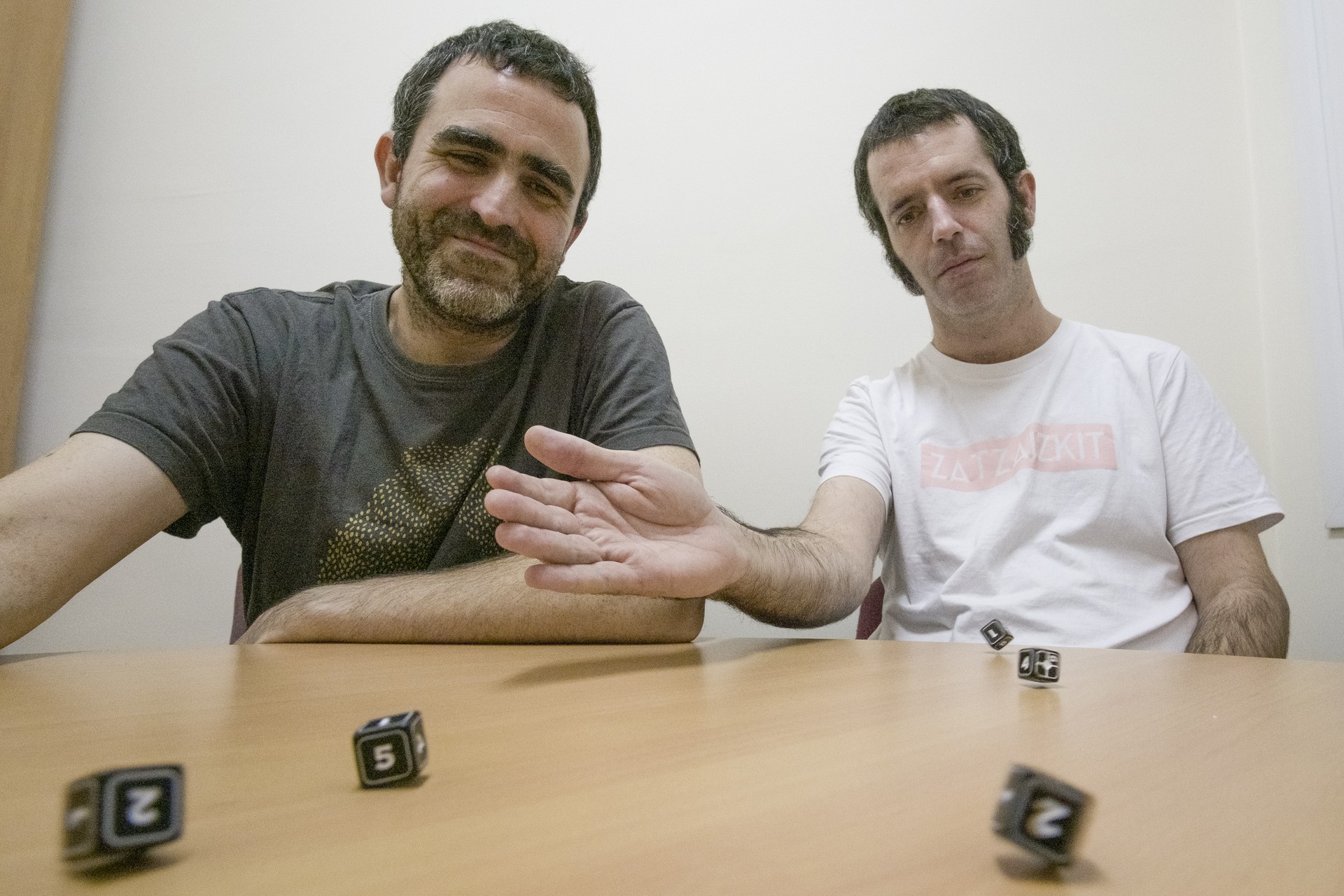 “Irakurtzeko liburua ere bada rol-joko hau; denetarik du”