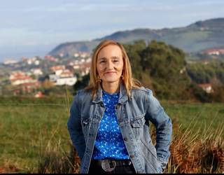 Itziar Unibaso: "Ia 30 urte bete ondoren, garapen jasangarria egin nahi dugu, etxebizitza publikoa bultzatuz"