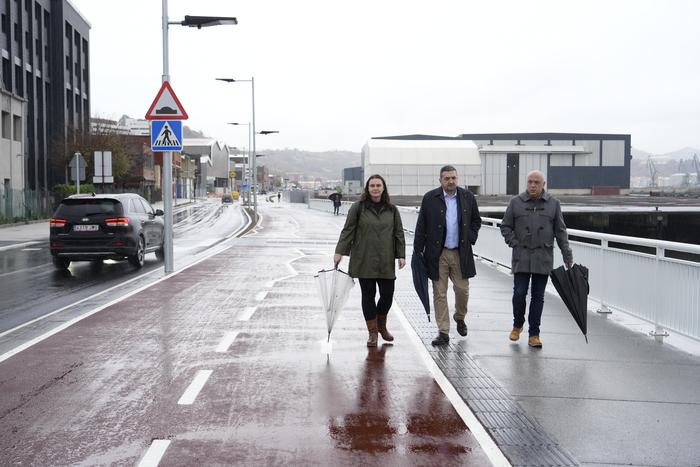 Lamiako eta Astrabudua lotzen dituen itsasadarreko bulebarreko tartea ireki dute
