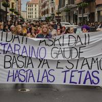 Erandion hainbat ekitaldi antolatu dituzte Emakumeen Kontrako Indarkeria Desagerrarazteko Nazioarteko Egunaren harira