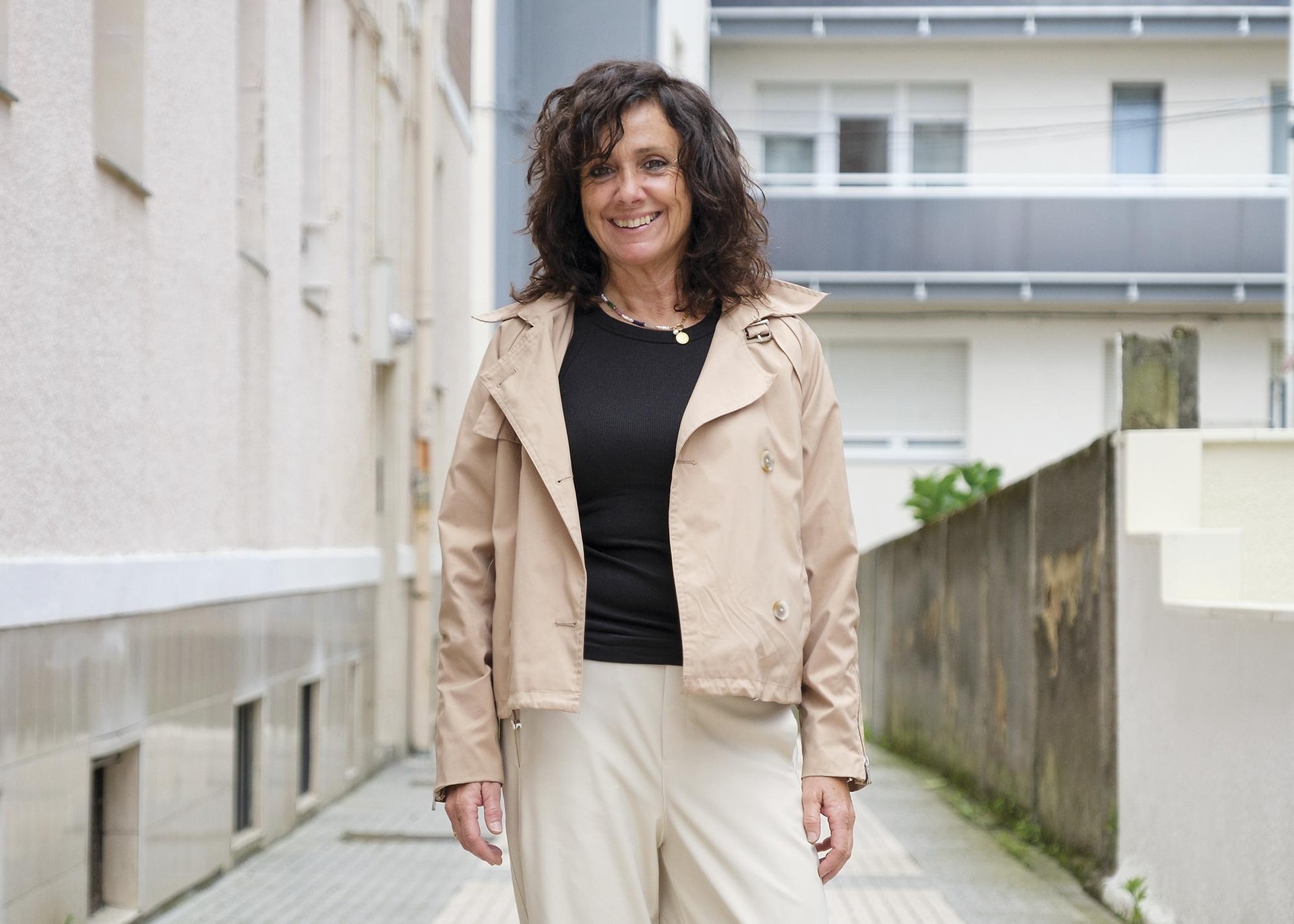 Rosi Mendez: "Nire helburu bakarra da ikasleek dantzagaz euren arazoak ahaztea eta ondo pasatzea"