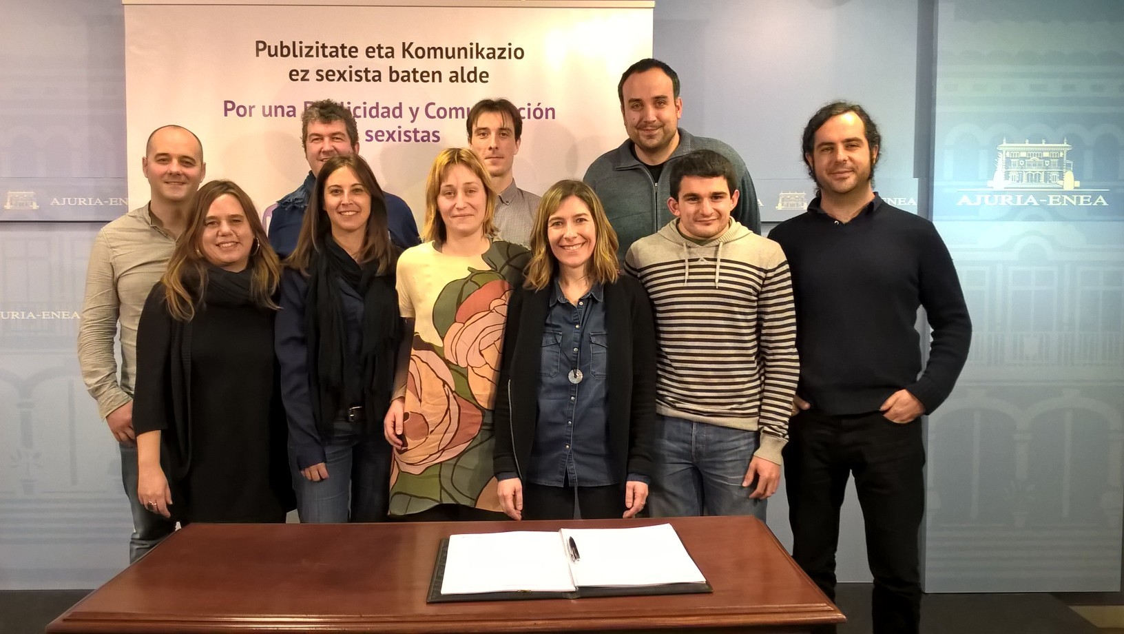 Komunikazio eta publizitate ez sexistagaz konpromisoa, HIRUKAk ere bai