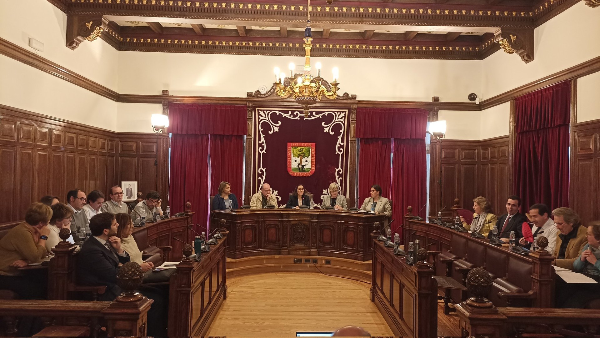 Bazterketako arriskuan eta familia-sarerik gabe dauden pertsonentzako arreta-eredua garatuko dute Getxon