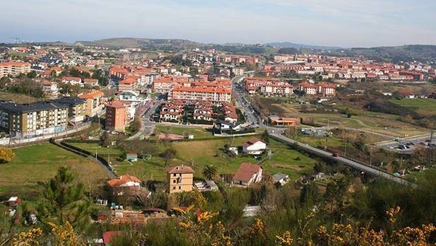 Sopelako Abaro eta Loroñoko lursailak Eusko Jaurlaritzari lagatzeko prozesuak aurrera jarraitzen du