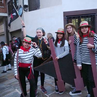 Kapadun mozorroz beteko dute Plentzia aurtengo Inauteri Tematikoetan