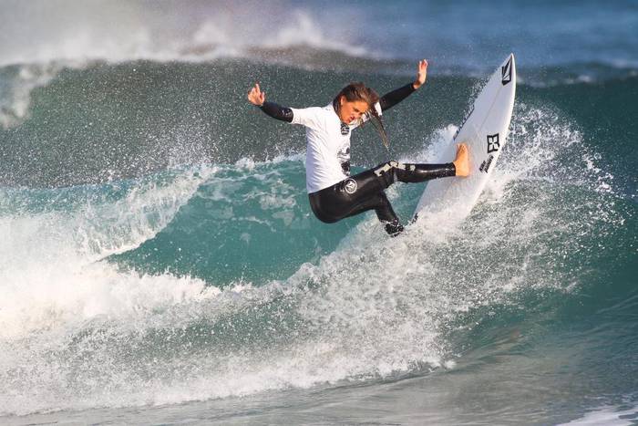 Uribe Kosta, surfaren uberan