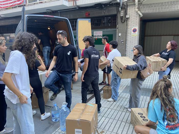 Kubako herriari laguntzeko material bilketa solidarioa egingo dute Algortan eta Itzubaltzeta/Romon