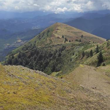 Etzandarri taldeak Kamarakako gailur-lerroa zeharkatuko du domeka honetan
