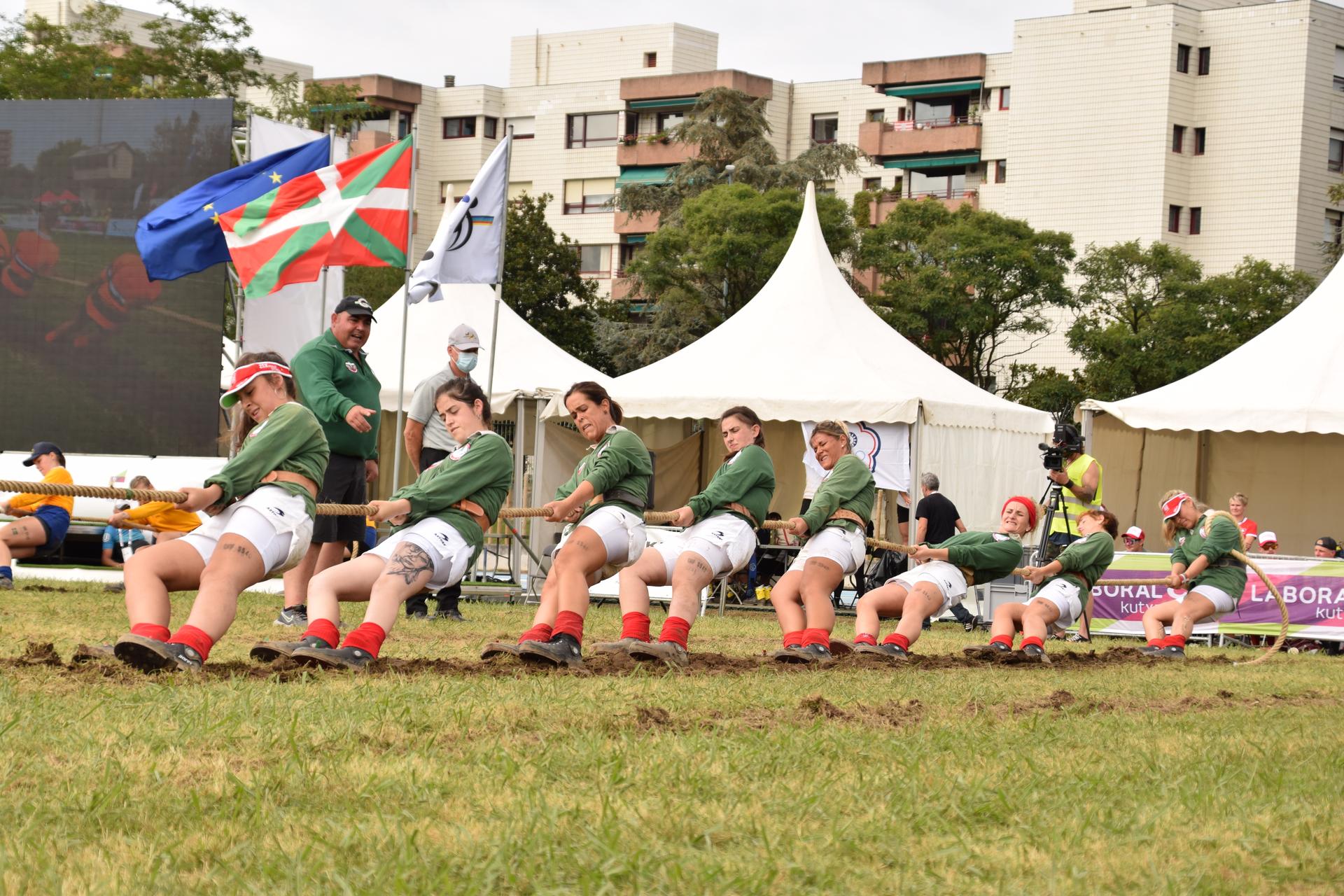 Basque Country selekzioak hiru domina eskuratu ditu Sokatira Mundialean