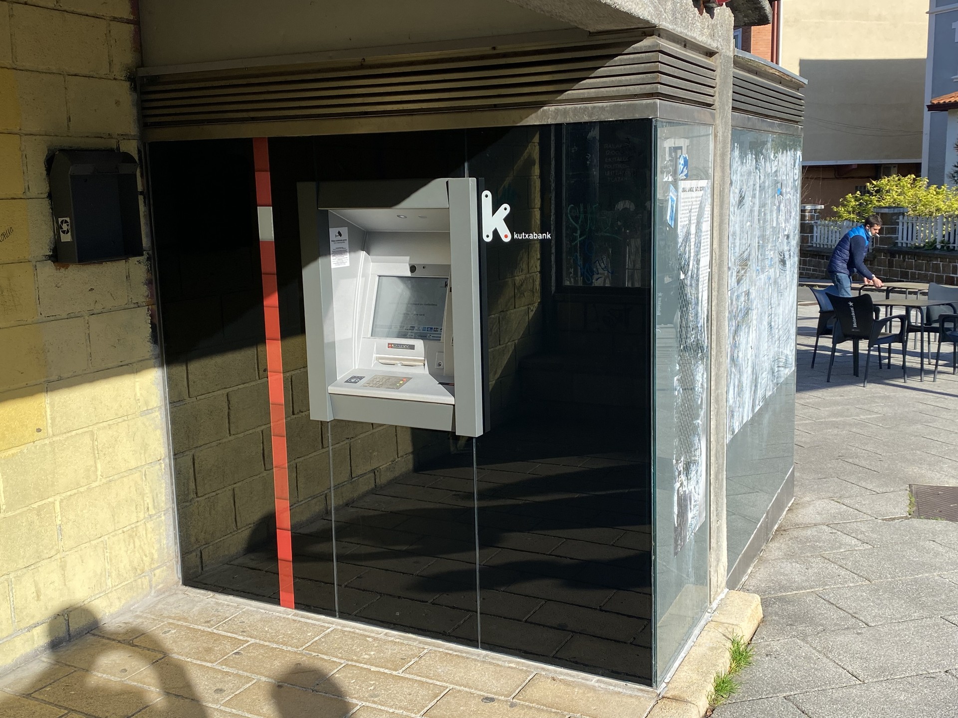 Armintzako kutxazain automatikoa berritu du Lemoizko Udalak