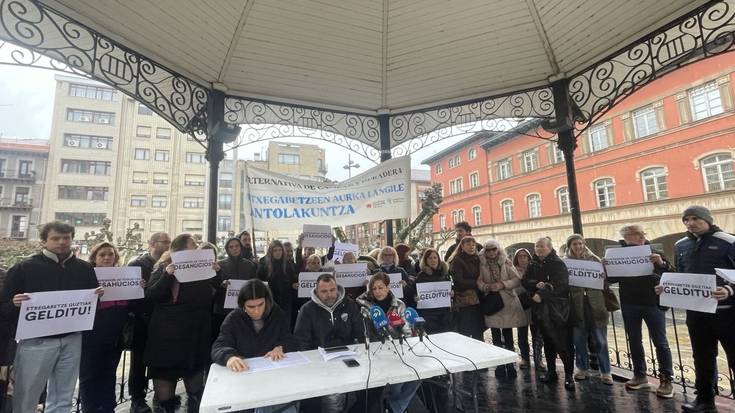 "Etxegabetze horiek ez ziren inolaz ere gertatu behar"