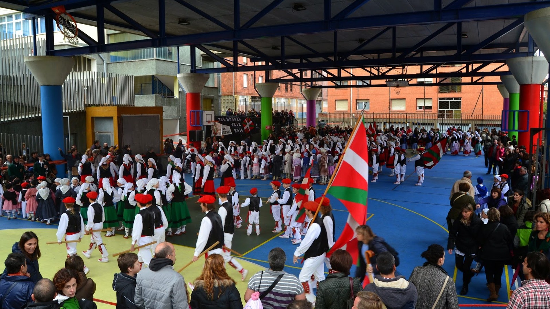 Hezetasuna auzoko jaiek badute egitaraua!